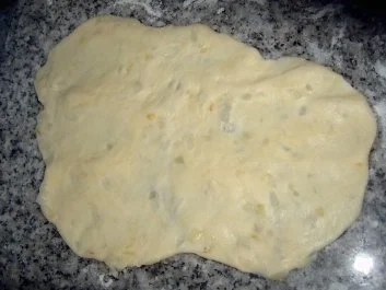 Rezept: Brot: Sibirisches Zwiebelfladenbrot Bild Nr. 2 Brot: Sibirisches Zwiebelfladenbrot - Rezept - Bild Nr. 2