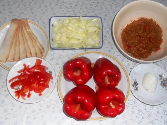 Klassisch gefüllte Paprikaschoten à la "Oórndrasch" (Rzpt. um 1976) - Rezept - Bild Nr. 5