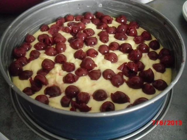 Grießkuchen mit Sauerkirschen,Heiß mit Eis oder Kalt mit Sahne. - Rezept - Bild Nr. 4