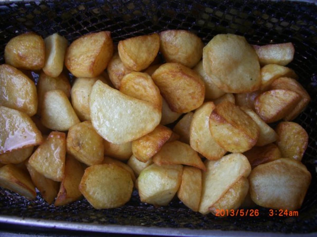 Mini "Wiener"Schnitzerl mit fritierten Kartoffelspalten - Rezept - Bild Nr. 5