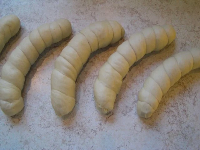 Wienerle im Laugenteig 5 Stk. - Rezept - Bild Nr. 6