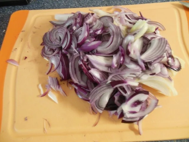 Kochen: Kalbsleber mit Kräuter-Kartoffelstampf und Rotweinzwiebeln - Rezept - Bild Nr. 2