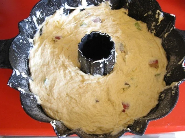 Rezept: Rhabarber - Eierlikör - Gugelhupf Bild Nr. 10 Rhabarber - Eierlikör - Gugelhupf - Rezept - Bild Nr. 10