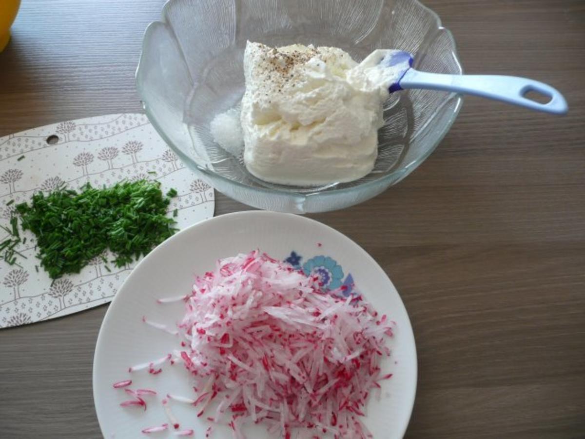 Quark mit Pfiff  als Dip oder mit Pellkartoffeln. - Rezept