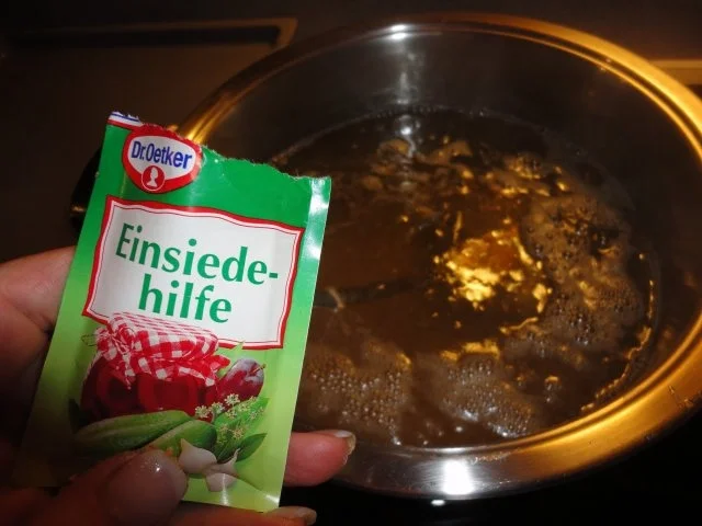 Rezept: Holunderblüten Sirup - heiß eingekocht Bild Nr. 11 Holunderblüten Sirup - heiß eingekocht - Rezept - Bild Nr. 11