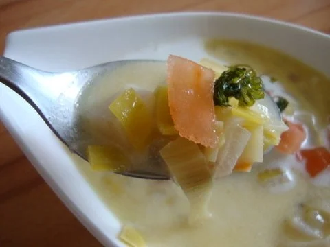 Rezept: legierte " Württemberger Weinbauern Suppe mit leichtem "Sahneschaum" Bild Nr. 19 legierte " Württemberger Weinbauern Suppe mit leichtem "Sahneschaum" - Rezept - Bild Nr. 19