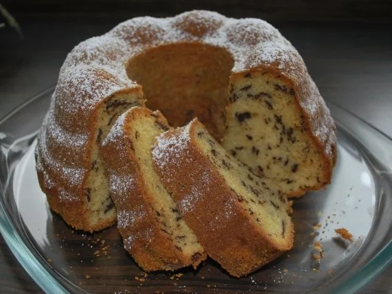 Napfkuchen mit Raspelschokolade und Frischkäse - Rezept