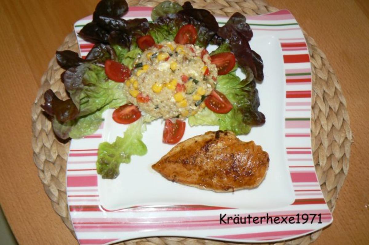 Graupensalat mit Hähnchenbrustfilet - Rezept - kochbar.de