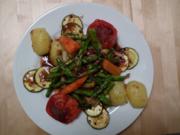 Spargel-Champignons-Salat mit Zucchini und Speckwürfel (lauwarm) - Rezept
