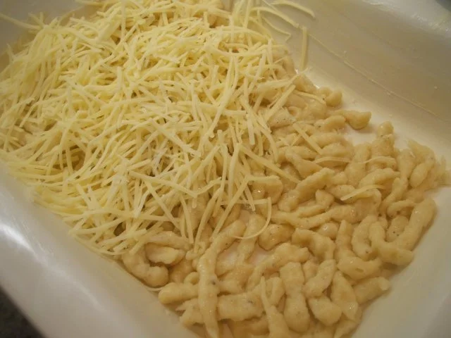 Auflauf: Käsespätzle - auch als Auflauf ein Genuss - Rezept - Bild Nr. 7