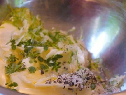 Sesamhuhn auf Gemüsebett - Rezept - Bild Nr. 2