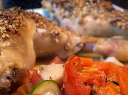 Sesamhuhn auf Gemüsebett - Rezept - Bild Nr. 12