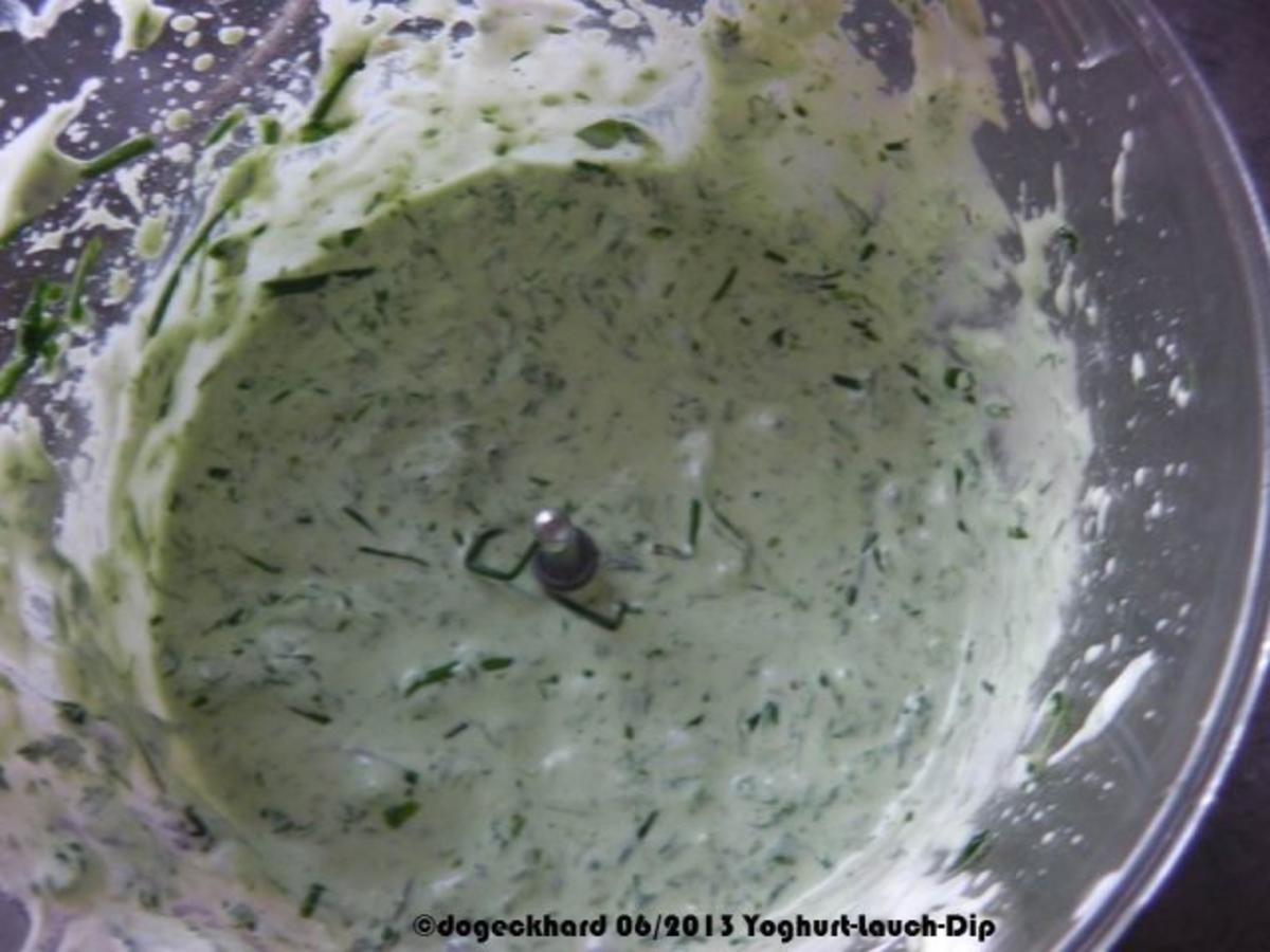 Dip: Joghurt-Lauch-Dip  "Lauch grün-weiß" - Rezept - Bild Nr. 3