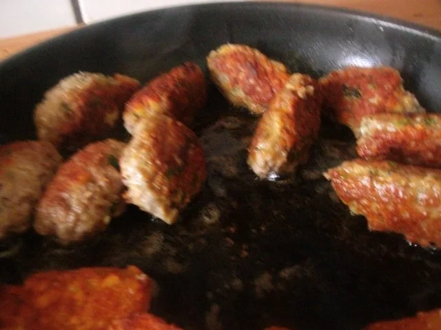 mediterane Hackröllchen mit hausgemachtem Tzaziki - Rezept - Bild Nr. 5