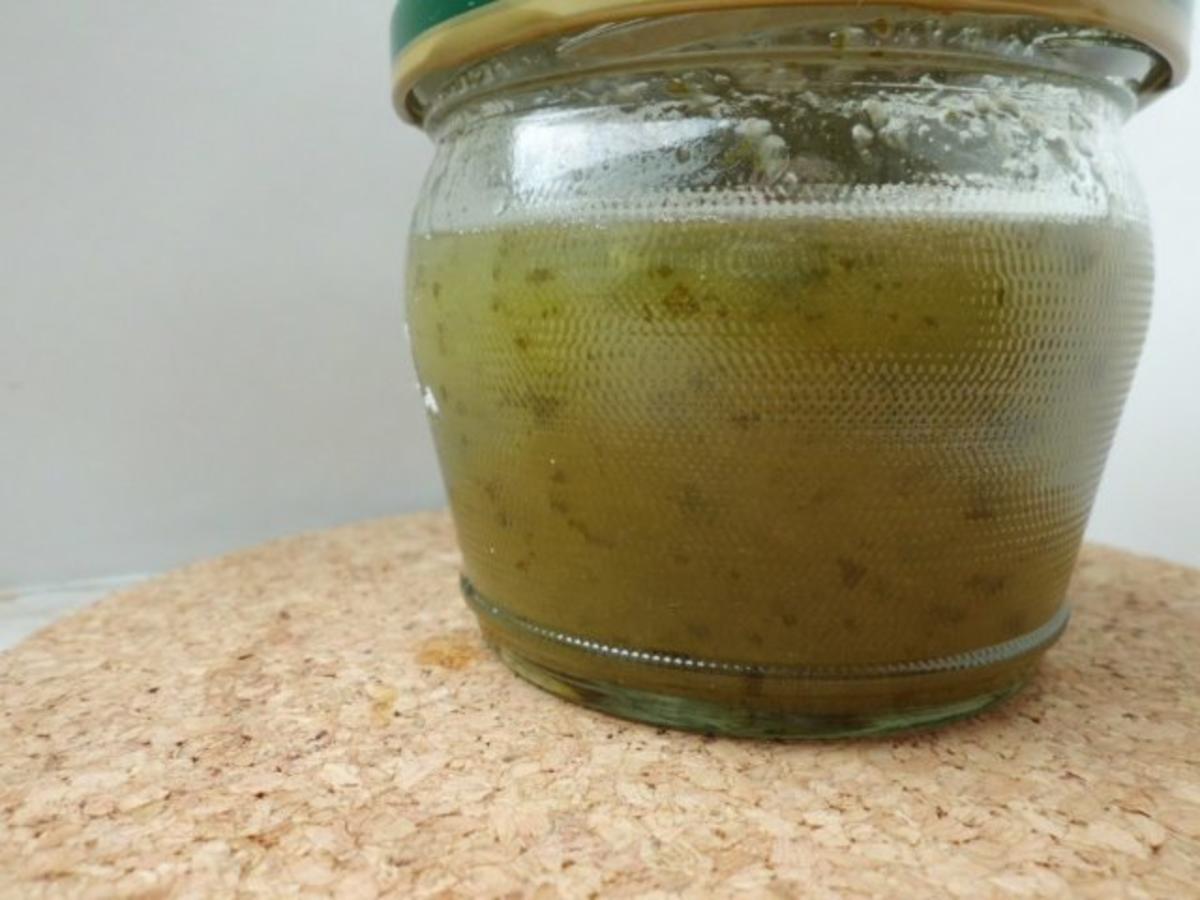 Basic: Gelber Wassermelone-Sirup mit Sauerampfer und Ingwer - Rezept