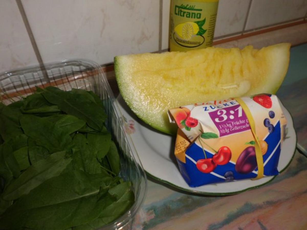Basic: Gelber Wassermelone-Sirup mit Sauerampfer und Ingwer - Rezept - Bild Nr. 3
