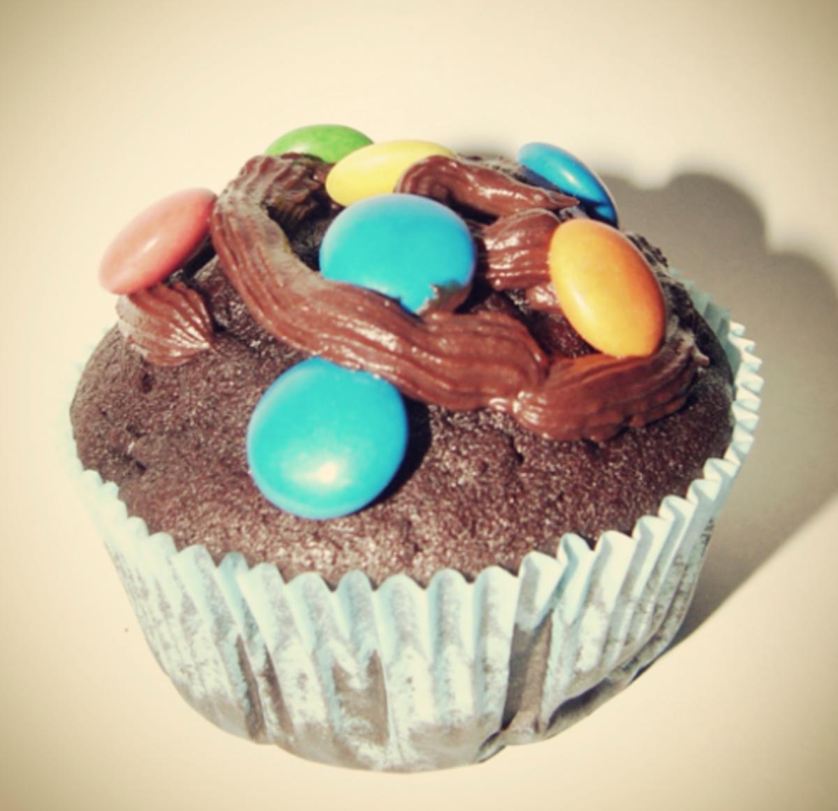 Schokoladen Cupcakes mit Schoko-Sahne-Frosting - Rezept - Bild Nr. 2