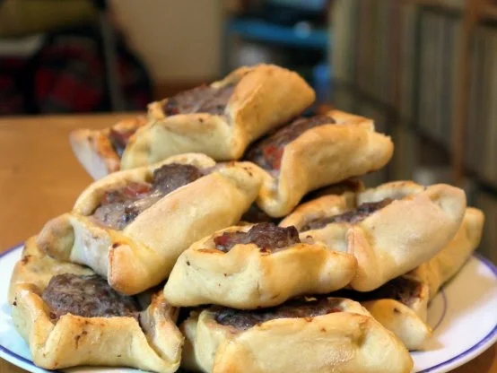 Rezept: Hackfleisch-Körbchen mit Knoblauch-Dip Bild Nr. 17 Hackfleisch-Körbchen mit Knoblauch-Dip - Rezept - Bild Nr. 17