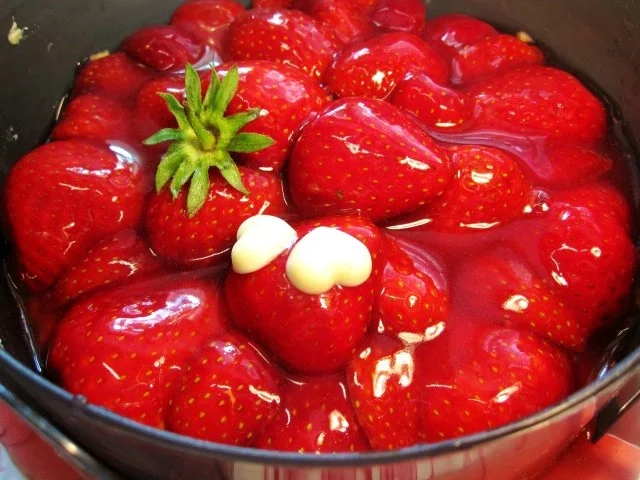 Erdbeer-Torte "Klein und Fein" ... - Rezept - Bild Nr. 5