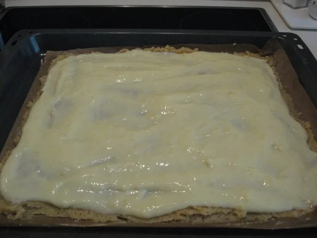Rhabarber-Streuselkuchen mit Vanillepudding - Rezept - Bild Nr. 6