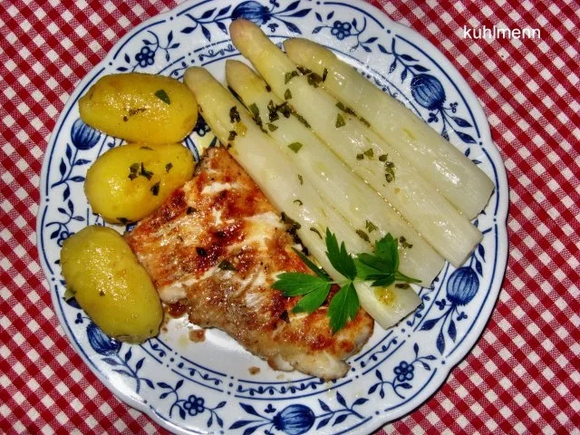 Schellfisch gebraten mit Spargel - Rezept