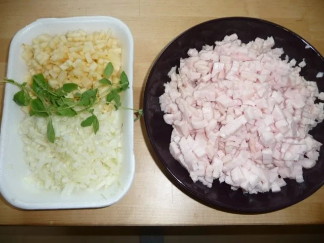 Rezept: Grammelschmalz mit Äpfeln und Zwiebeln Bild Nr. 3 Grammelschmalz mit Äpfeln und Zwiebeln - Rezept - Bild Nr. 3