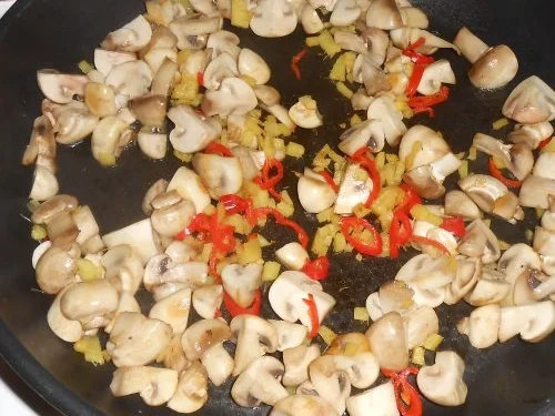 Fruchtige Nudel-Pfanne a la Linda - Rezept - Bild Nr. 5