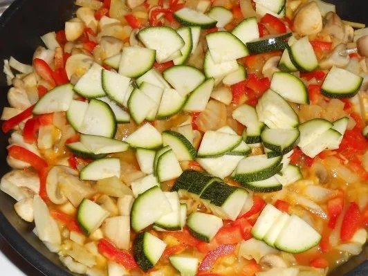 Fruchtige Nudel-Pfanne a la Linda - Rezept - Bild Nr. 9