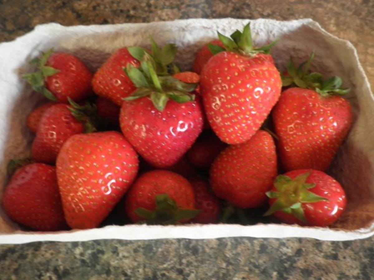 Erdbeer - Törtchen für Zwei ;-) - Rezept - Bild Nr. 5