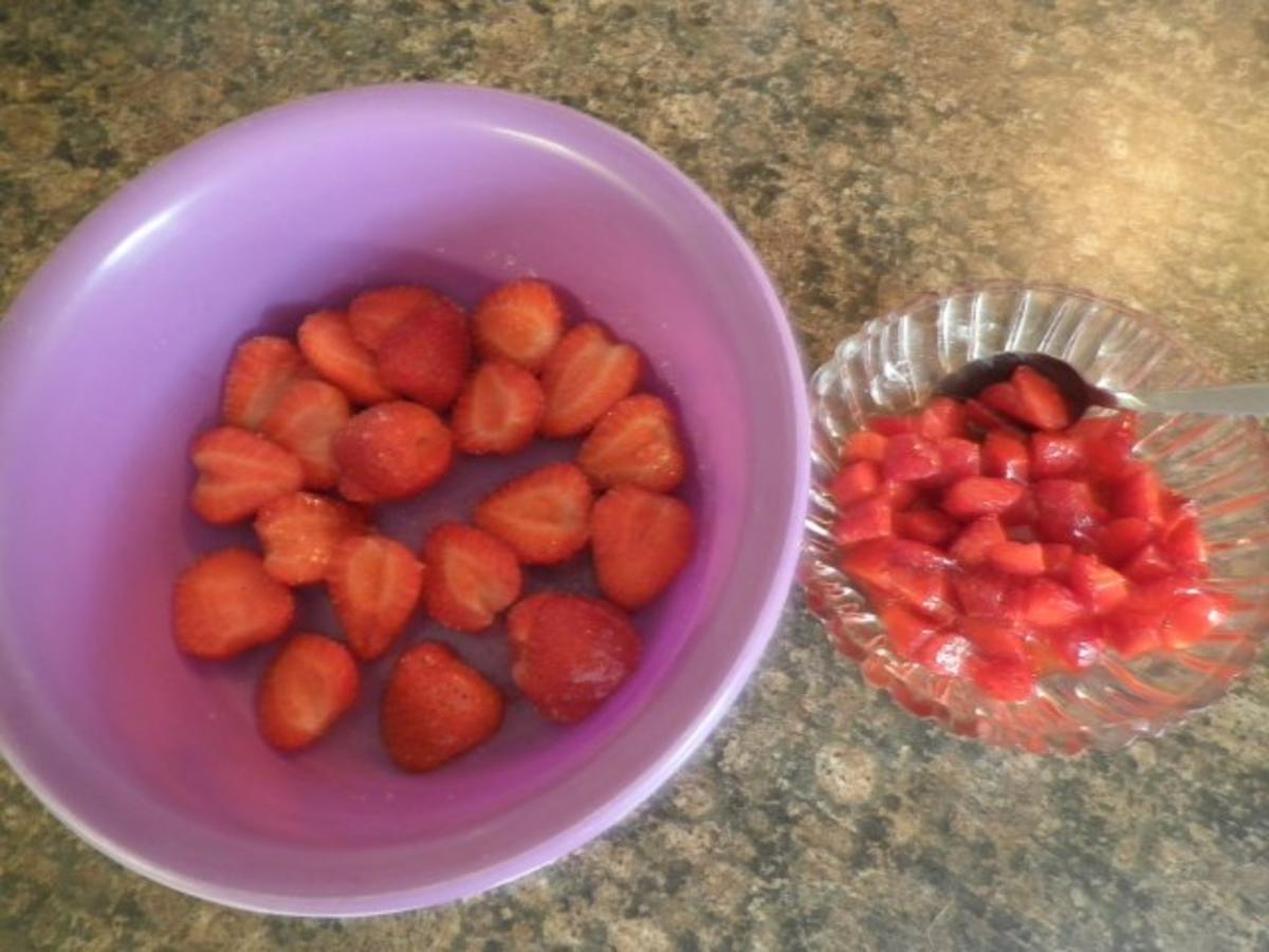 Erdbeer - Törtchen für Zwei ;-) - Rezept - Bild Nr. 7