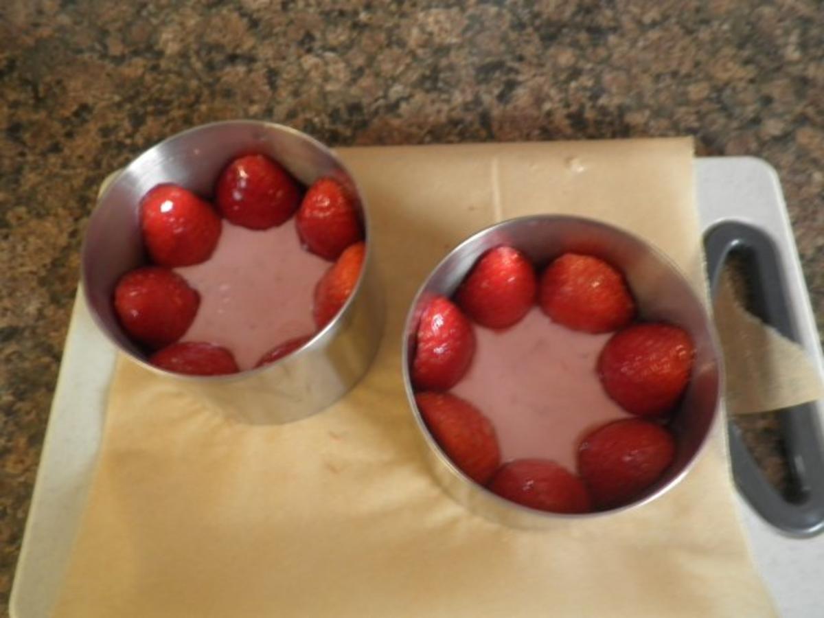 Erdbeer - Törtchen für Zwei ;-) - Rezept - Bild Nr. 9