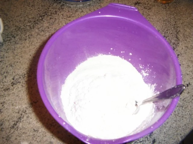 Rezept: Holunderblütenssirup -Cup-Cakes Bild Nr. 4 Holunderblütenssirup -Cup-Cakes - Rezept - Bild Nr. 4