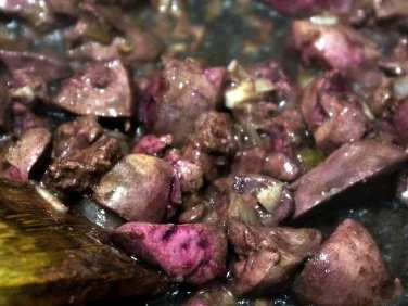 Spaghetti mit Geflügelleber-Sugo - Rezept - Bild Nr. 9