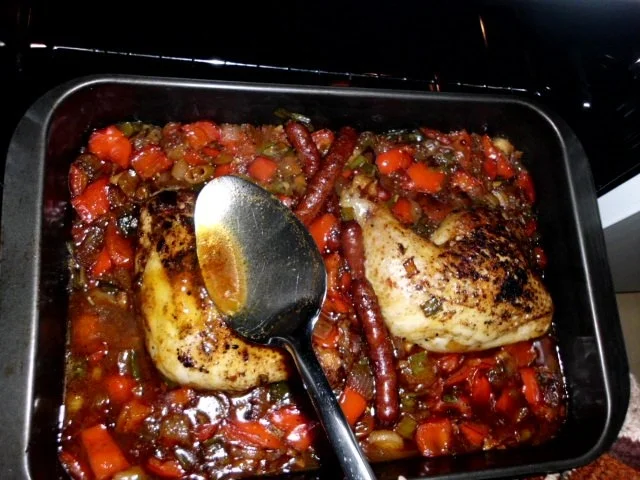 Hähnchenschenkel in einer scharfen Dilllrahmsauce, dazu Kartoffelpüree und Salat - Rezept - Bild Nr. 11