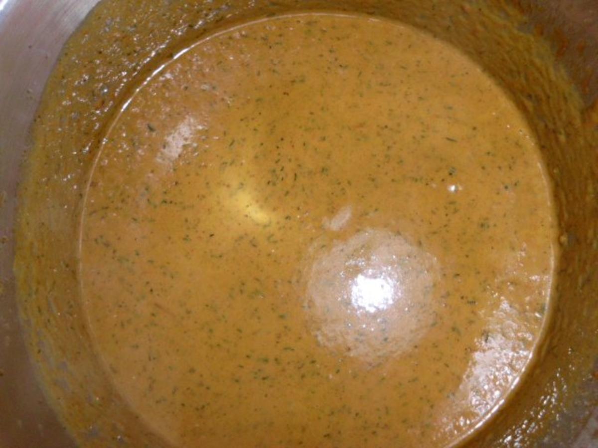 Hähnchenschenkel in einer scharfen Dilllrahmsauce, dazu Kartoffelpüree und Salat - Rezept - Bild Nr. 15