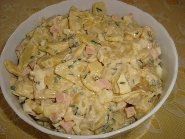 Kartoffelsalat mit frischen Kräutern - Rezept
