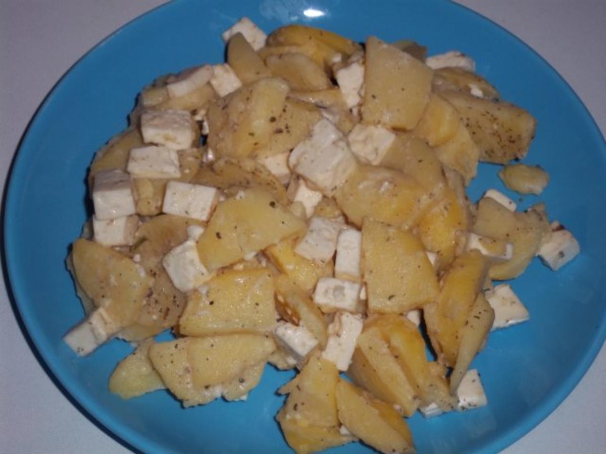 Kartoffelsalat griechische Art - Rezept