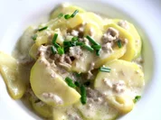 Zucchini-Pfanne mit Mett - Rezept