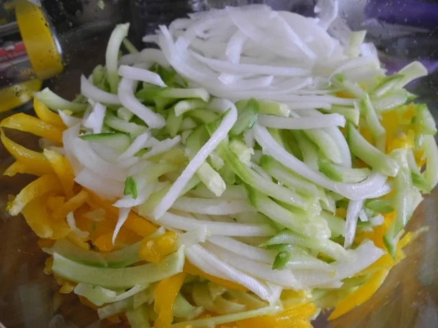 Rezept: Salat : ...mal geschüttelt ? Bild Nr. 7 Salat : ...mal geschüttelt ? - Rezept - Bild Nr. 7