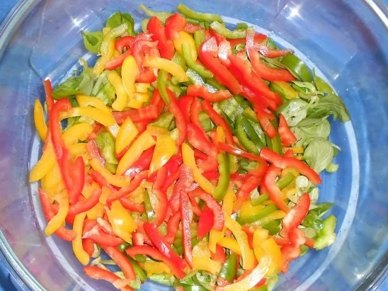 Rezept: Bunter Party-Salat Bild Nr. 4 Bunter Party-Salat - Rezept - Bild Nr. 4