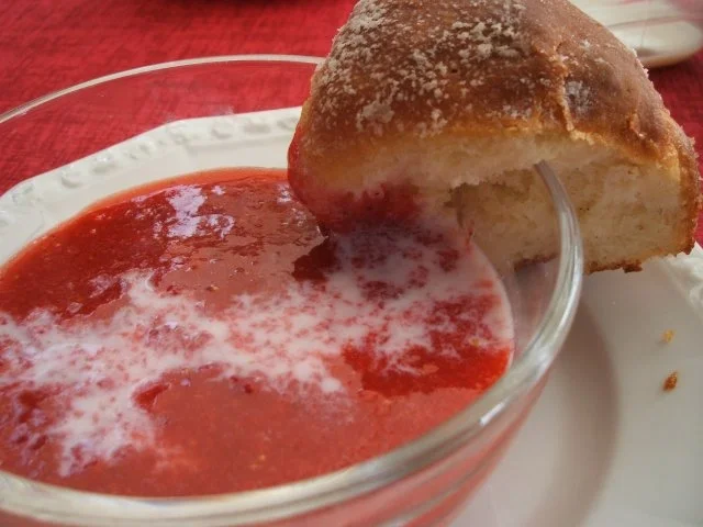 Rezept: Backen: Vanillebuchteln mit dicker Erdbeermilch Bild Nr. 2 Backen: Vanillebuchteln mit dicker Erdbeermilch - Rezept - Bild Nr. 2