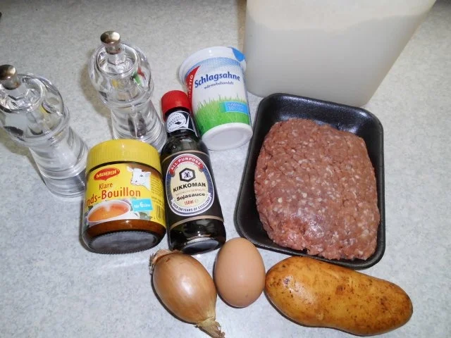 Rezept: Hackklößchen in pikanter Sauce Bild Nr. 2 Hackklößchen in pikanter Sauce - Rezept - Bild Nr. 2