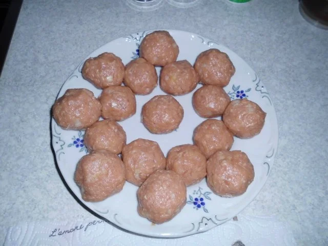 Rezept: Hackklößchen in pikanter Sauce Bild Nr. 5 Hackklößchen in pikanter Sauce - Rezept - Bild Nr. 5