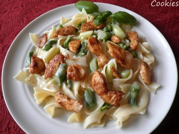 Grüner Spargel, Hähnchen und Nudeln ... - Rezept - Bild Nr. 9