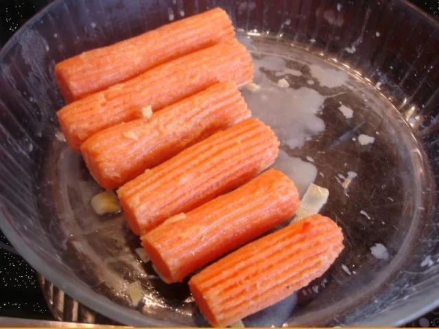 Kokossuppe mit Hähnchenbrustfilet und Möhrenblüten - Rezept - Bild Nr. 11