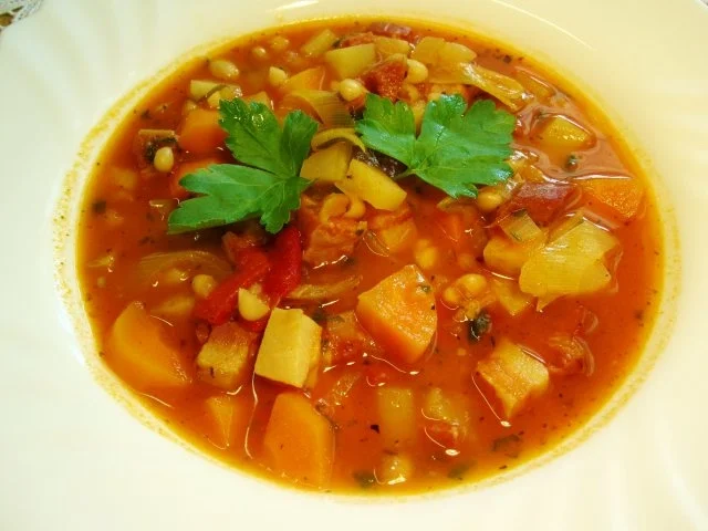 Serbische Bohnensuppe ... - Rezept
