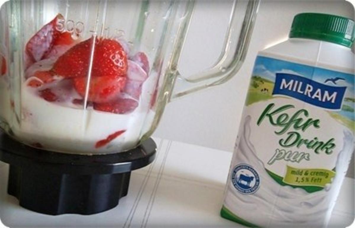 ❀ Erfrischender Milchshake mit frischen Erdbeeren ❀ - Rezept - Bild Nr. 4