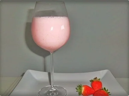 ❀ Erfrischender Milchshake mit frischen Erdbeeren ❀ - Rezept - Bild Nr. 13