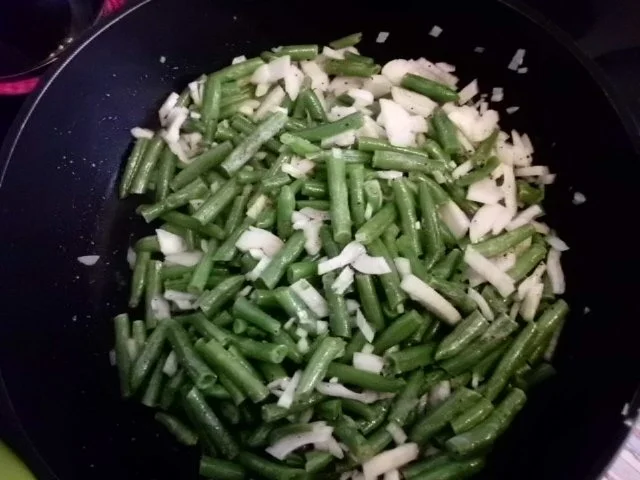 Entenbrustfilet mit grünen Bohnen und Rosmarinkartoffeln, dazu Dillrahmsauce - Rezept - Bild Nr. 9