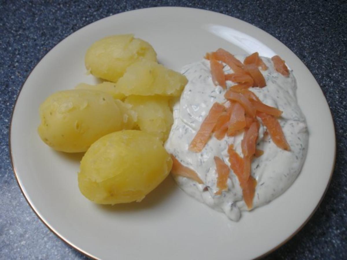 Kartoffeln mit Lachsquark - Rezept